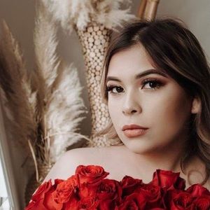 Meet your Posher, Cristina